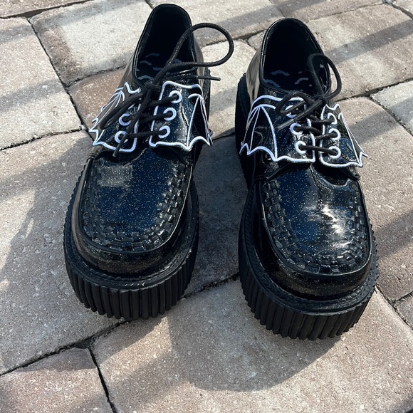 Demonia Shoes - Demonia Out Come the Bat Creepers